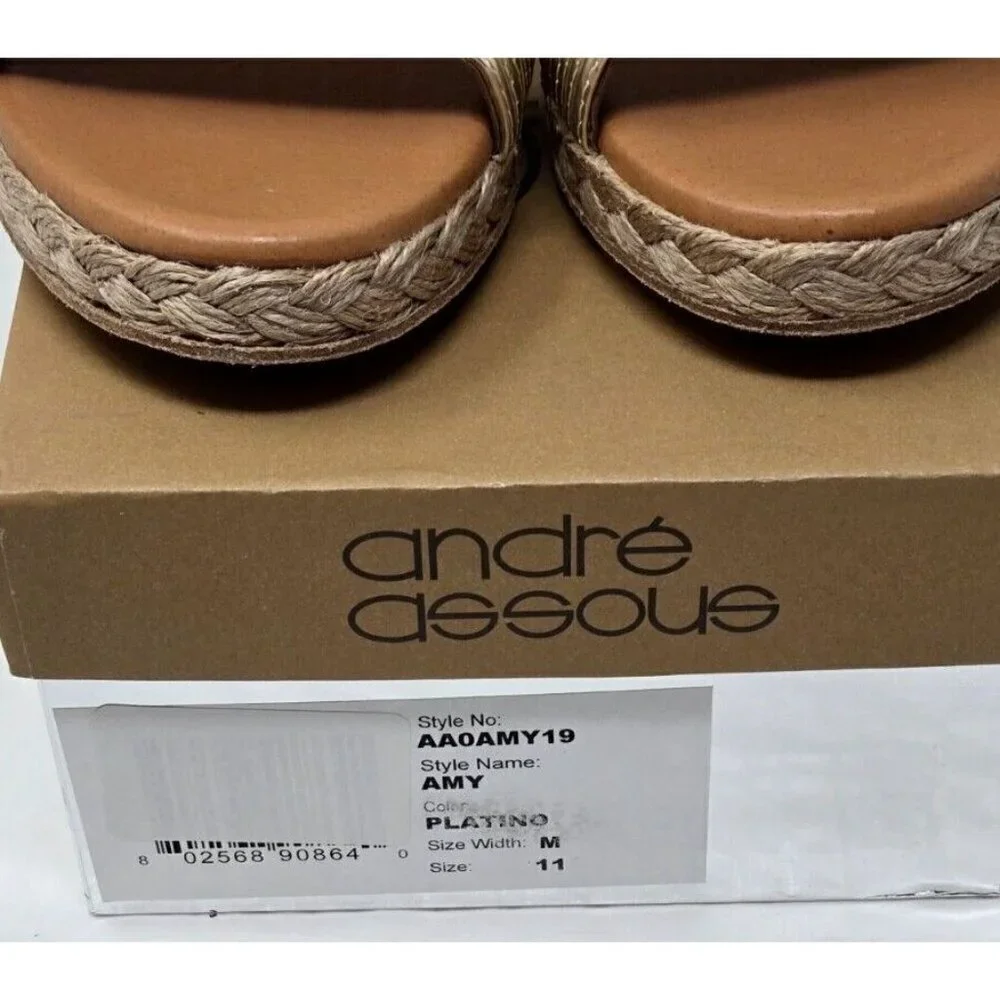 Andr'e Assous Women's Amy Wedge Sandal Platino size 11